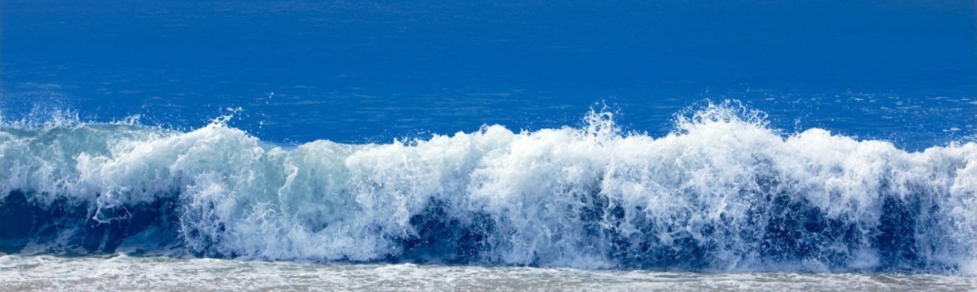 148_1crashing_wave_4732_blue-1024×672