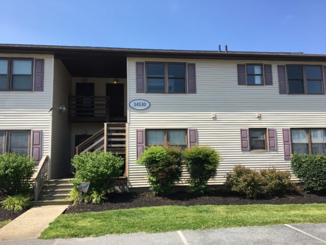 Lewes Condo Renta;